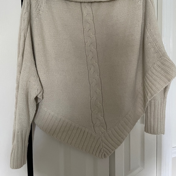 Cream Knitted Poncho - Picture 2 of 4